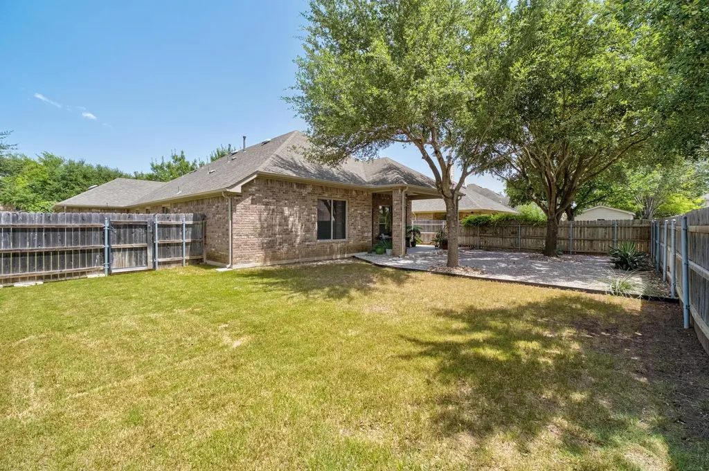 2120 Cornelia Trimble Way Buda TX 78610
