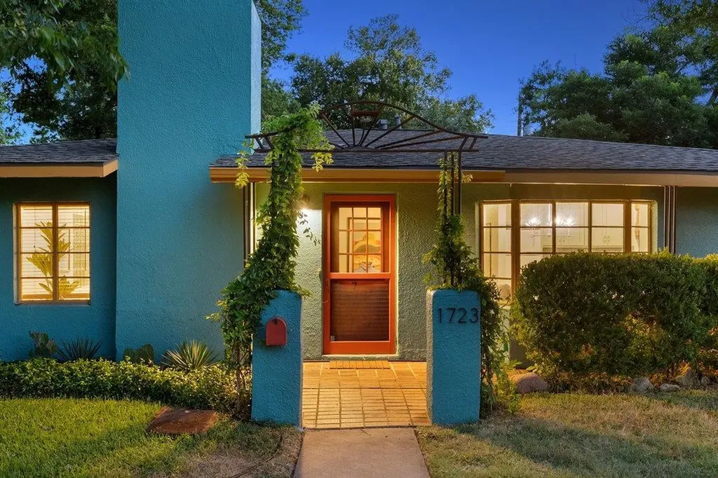 1723 E 38th Street Austin TX 78722