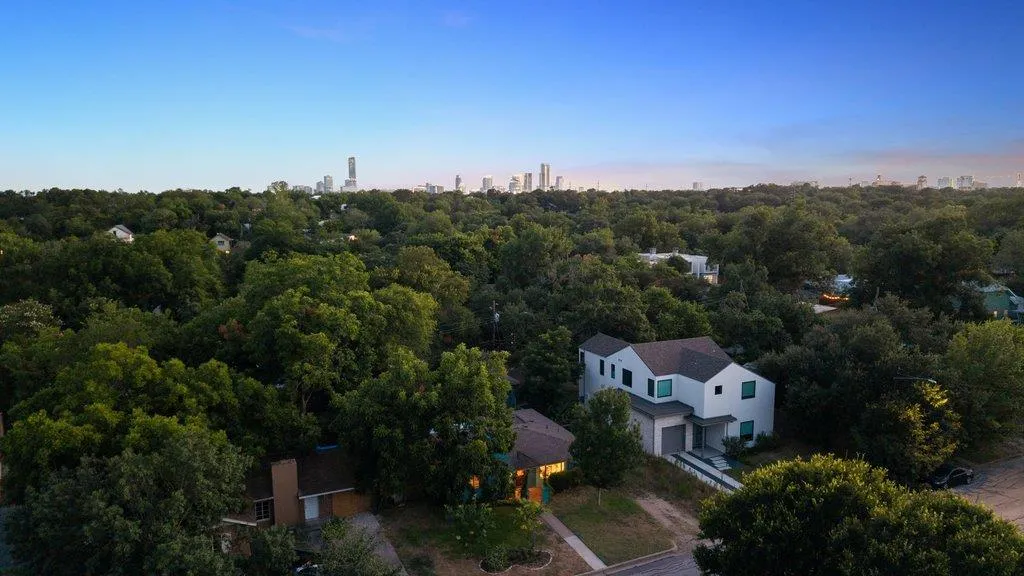 1723 E 38th Street Austin TX 78722