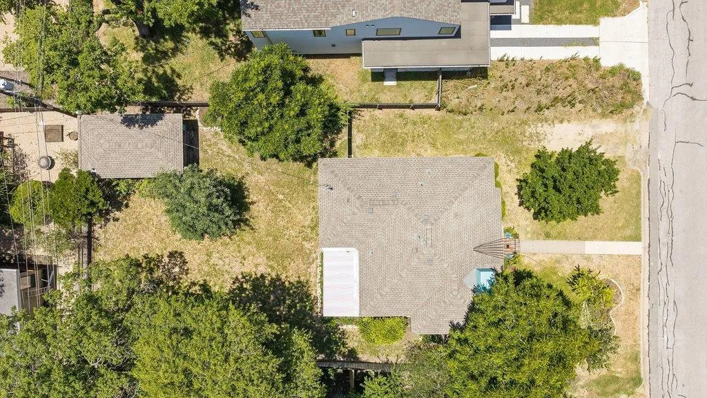 1723 E 38th Street Austin TX 78722