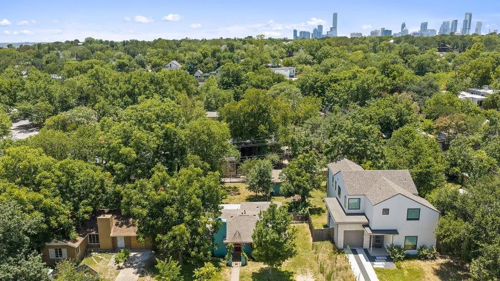 1723 E 38th Street Austin TX 78722