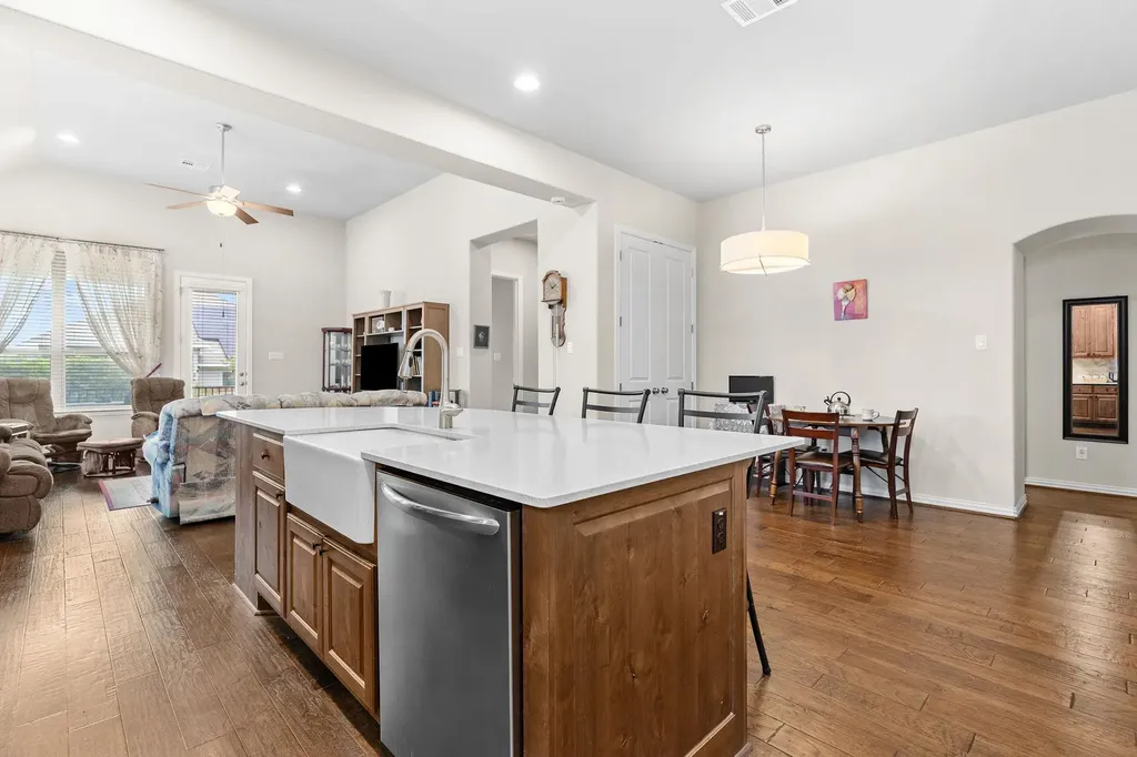 2929 Consuelo Way Round Rock TX 78665