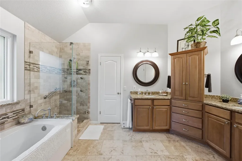 11213 Savin Hill Lane Austin TX 78739