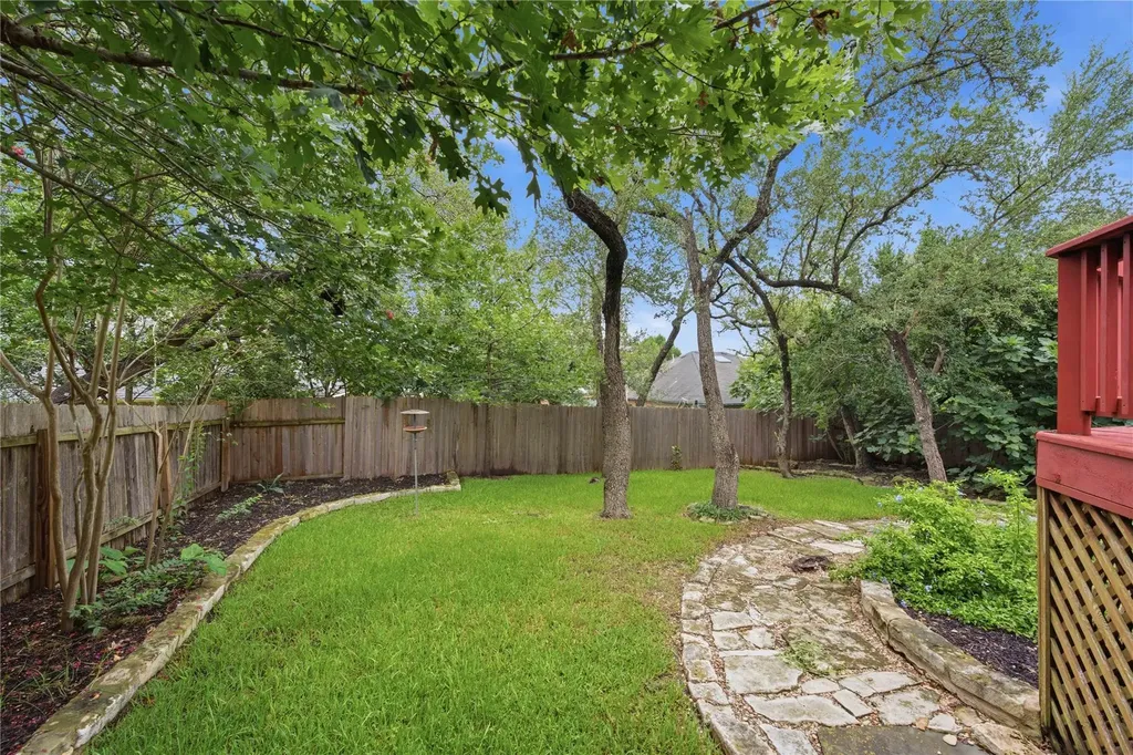 11213 Savin Hill Lane Austin TX 78739
