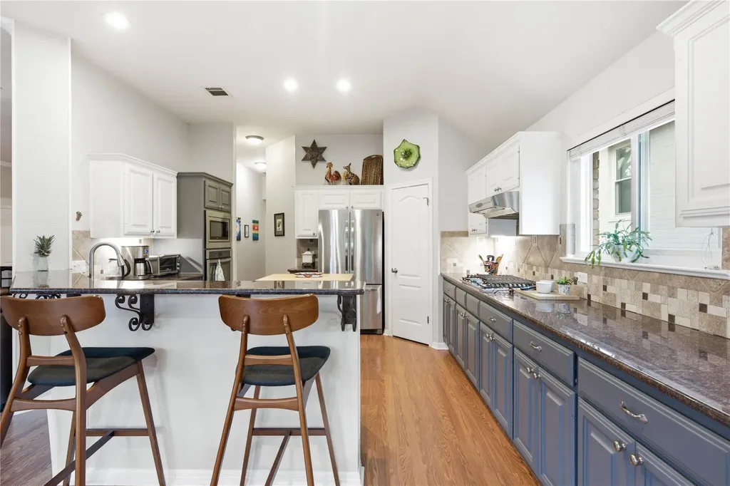 11213 Savin Hill Lane Austin TX 78739