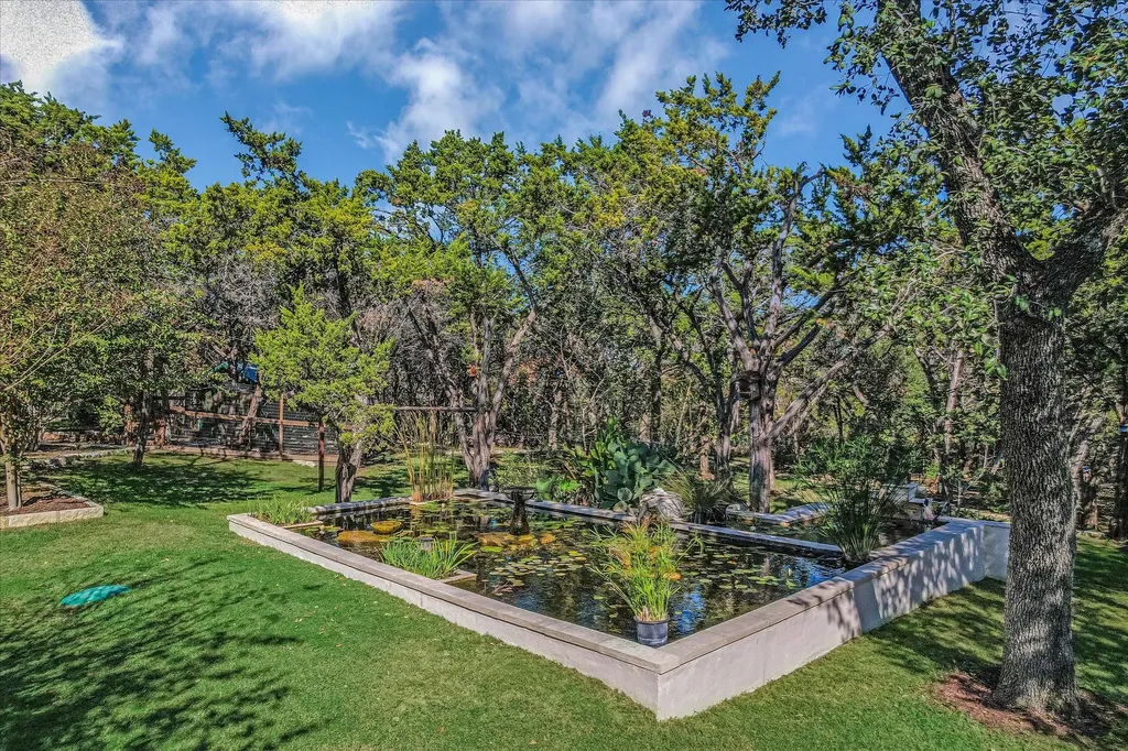 601 Crystal Creek Drive Austin TX 78746