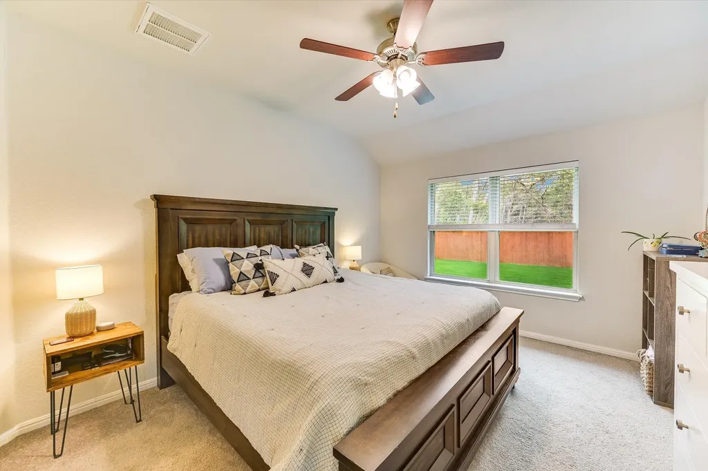 132 Walkup Lane Leander TX 78641