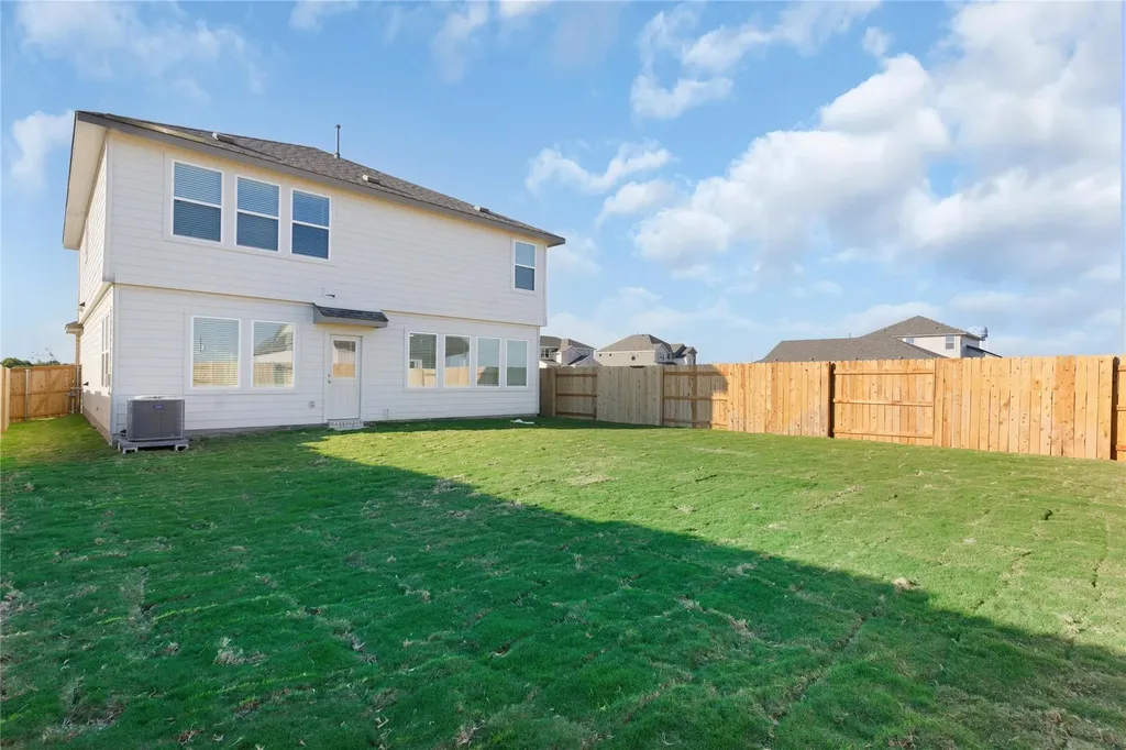 25517 Flora Bella Lane Elgin TX 78621