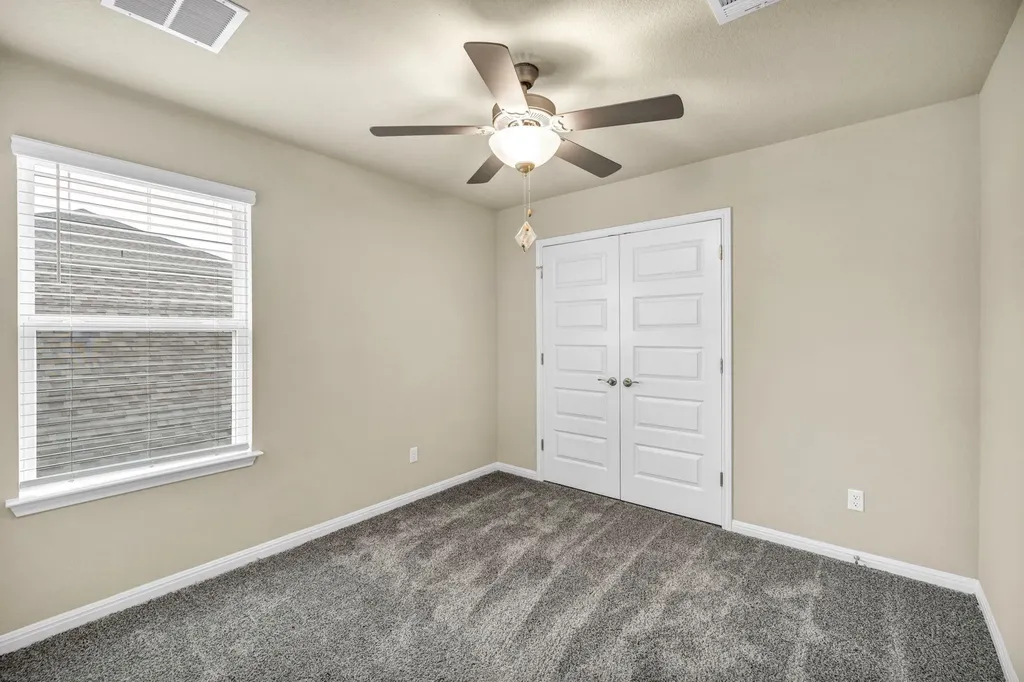 233 El Capitan Loop Dripping Springs TX 78620