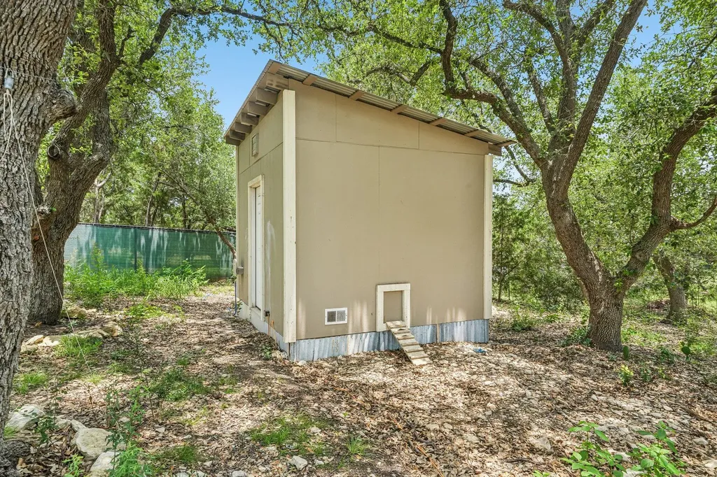 141 Arnold Drive Canyon Lake TX 78133