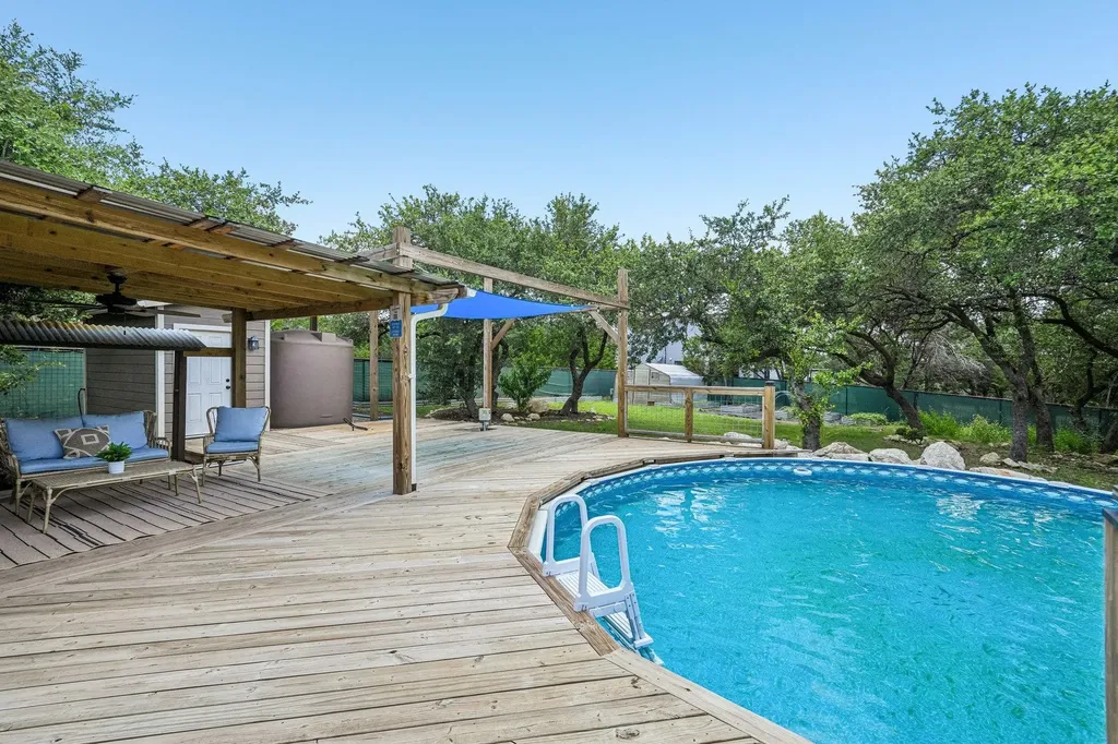 141 Arnold Drive Canyon Lake TX 78133