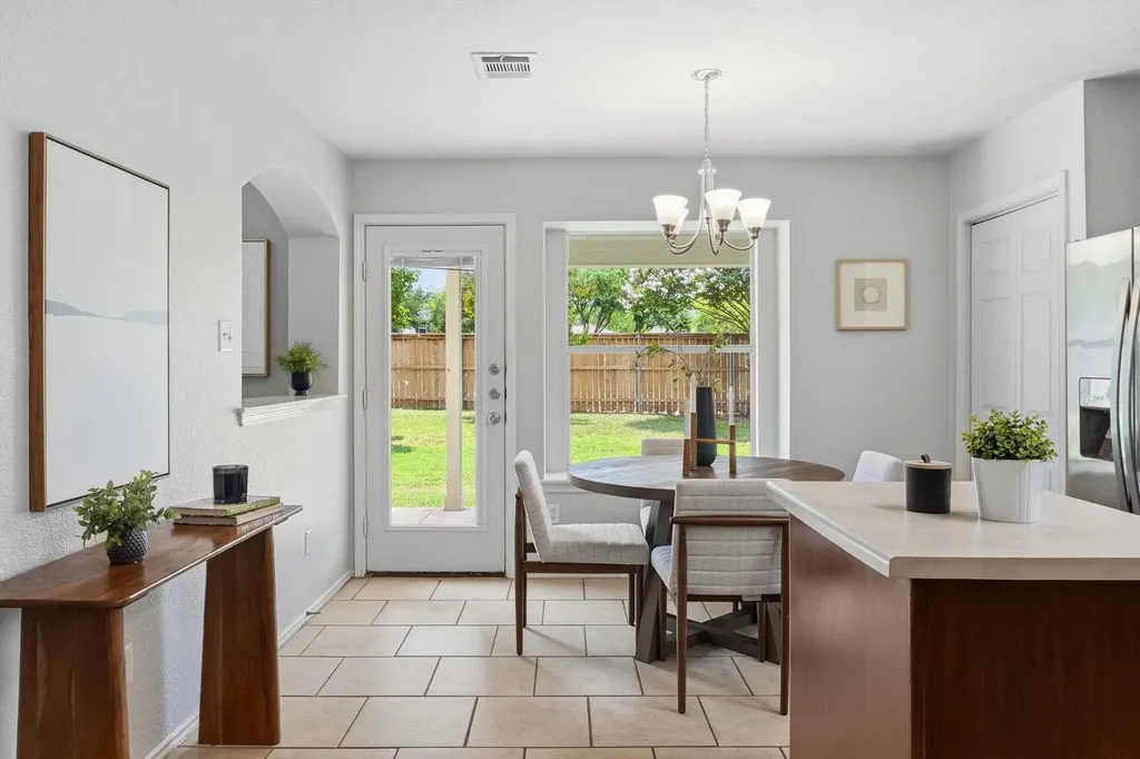 560 Woodsorrel Way Round Rock TX 78665