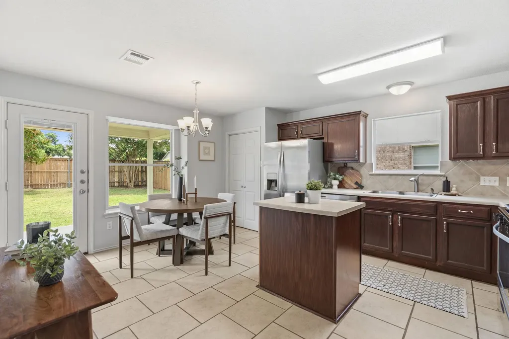 560 Woodsorrel Way Round Rock TX 78665