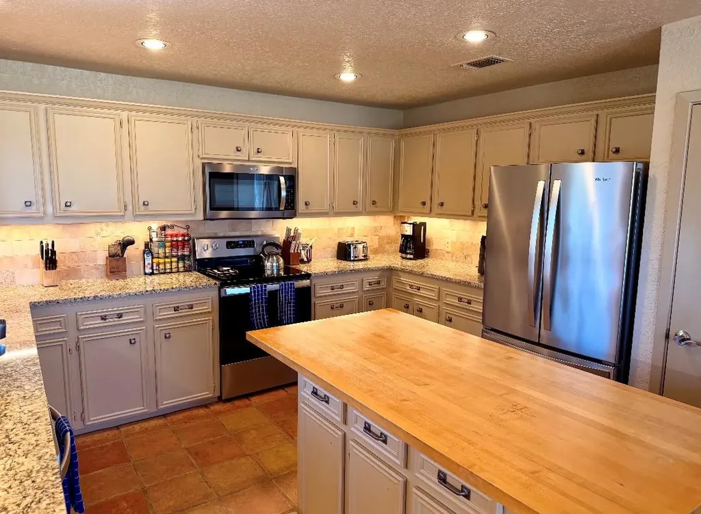 413 Silver Spur Horseshoe Bay TX 78657