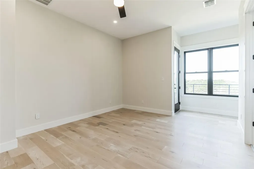 707 Broken Hills Horseshoe Bay TX 78657