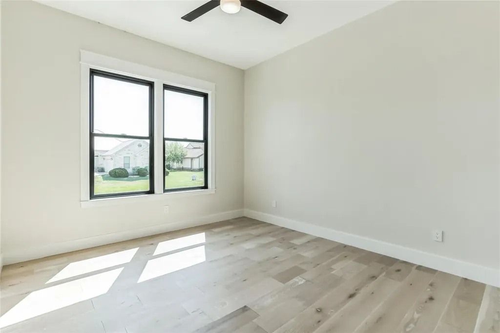 707 Broken Hills Horseshoe Bay TX 78657