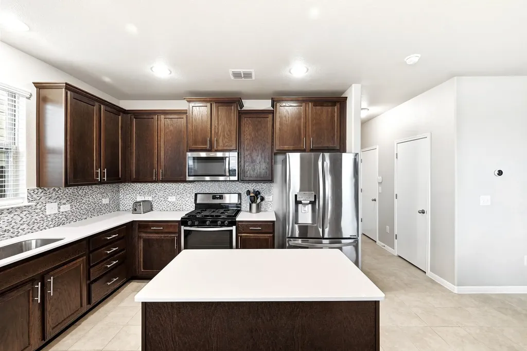 281 Guemal Road Buda TX 78610