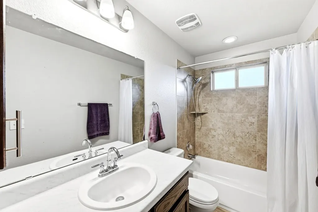 281 Guemal Road Buda TX 78610