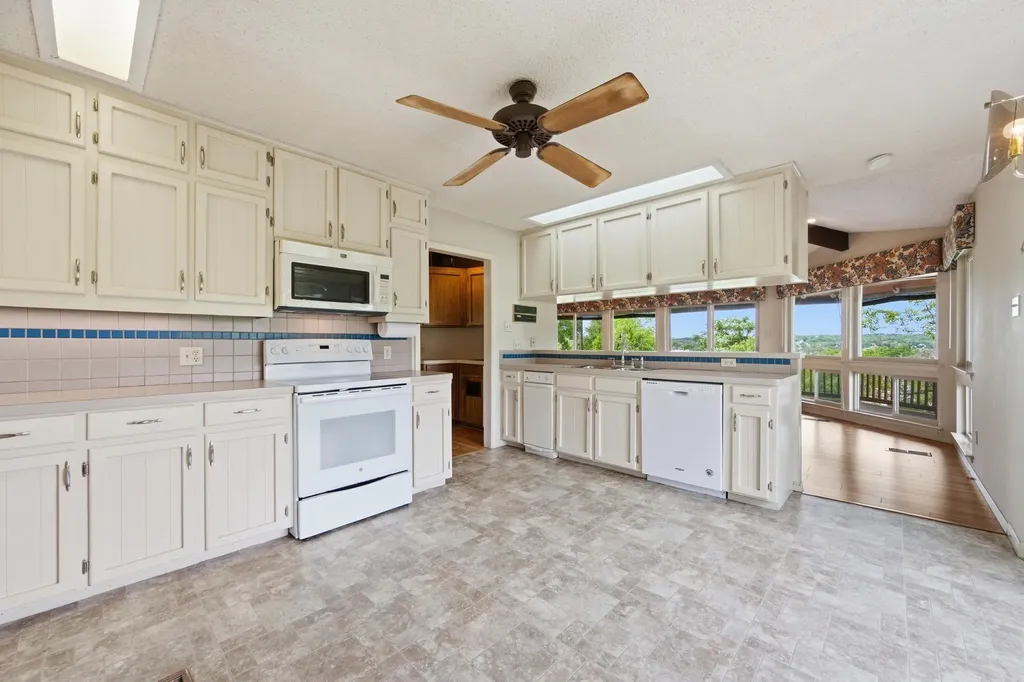 4831 Eck Lane Austin TX 78734