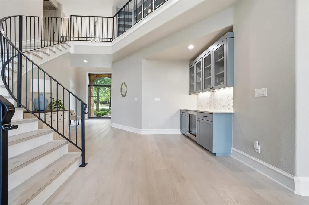 2020 University Club Drive Austin TX 78732
