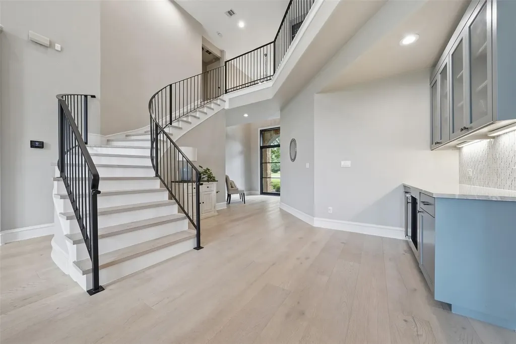 2020 University Club Drive Austin TX 78732