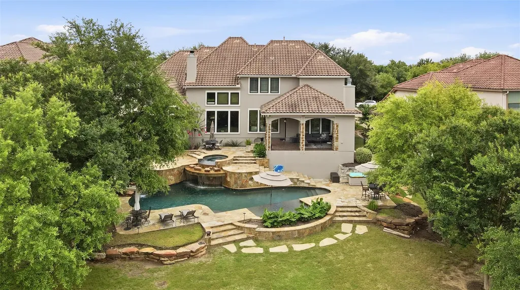 2020 University Club Drive Austin TX 78732