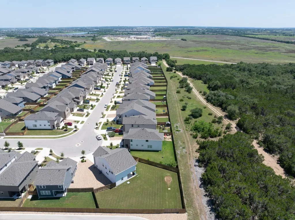2049 Winston Way Leander TX 78641