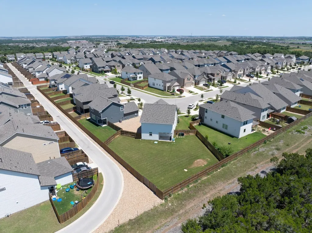 2049 Winston Way Leander TX 78641