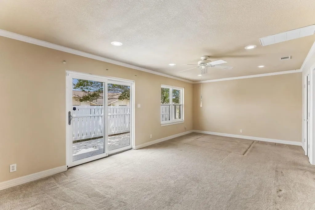1919 American Drive Lago Vista TX 78645