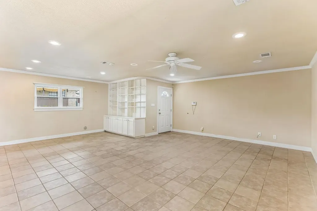 1919 American Drive Lago Vista TX 78645
