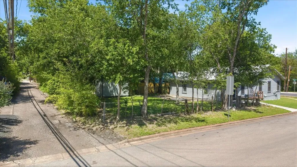 4900 Duval Street Austin TX 78751