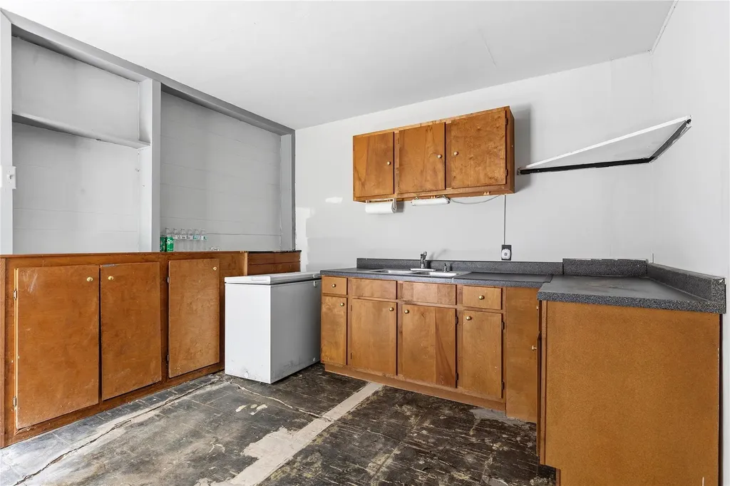 4900 Duval Street Austin TX 78751