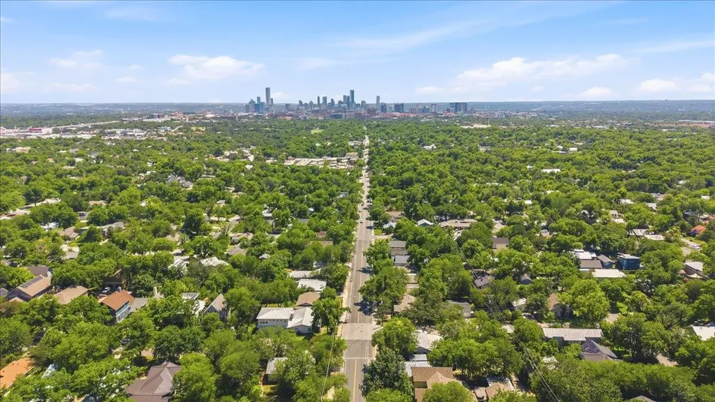 4900 Duval Street Austin TX 78751