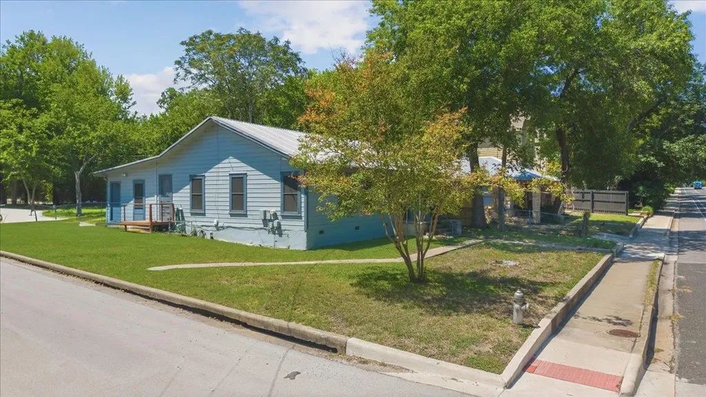 4900 Duval Street Austin TX 78751