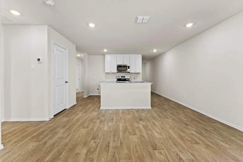 401 Wild Goose Drive Luling TX 78648