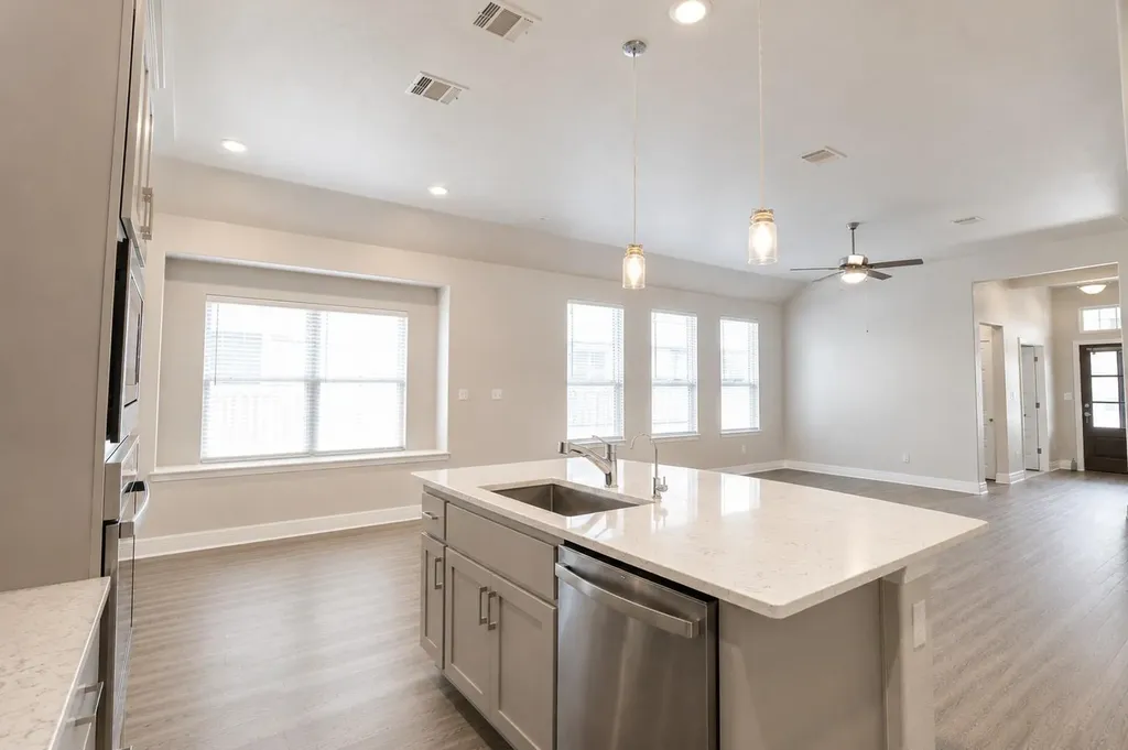 1936 Stirling Street Leander TX 78641