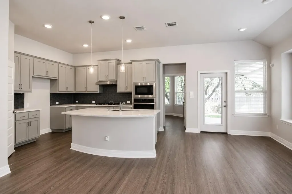 1936 Stirling Street Leander TX 78641