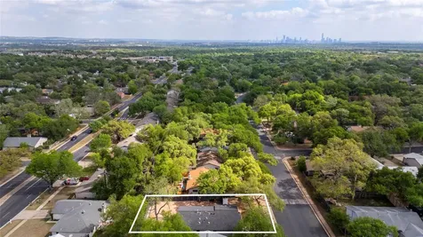 7504 Whispering Oaks Drive Austin TX 78745