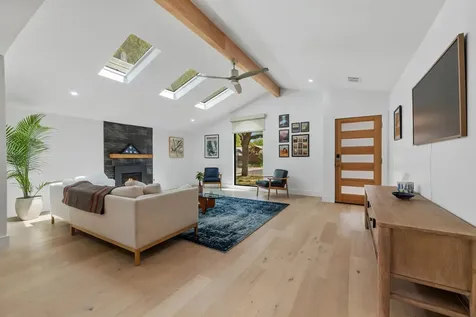 7504 Whispering Oaks Drive Austin TX 78745