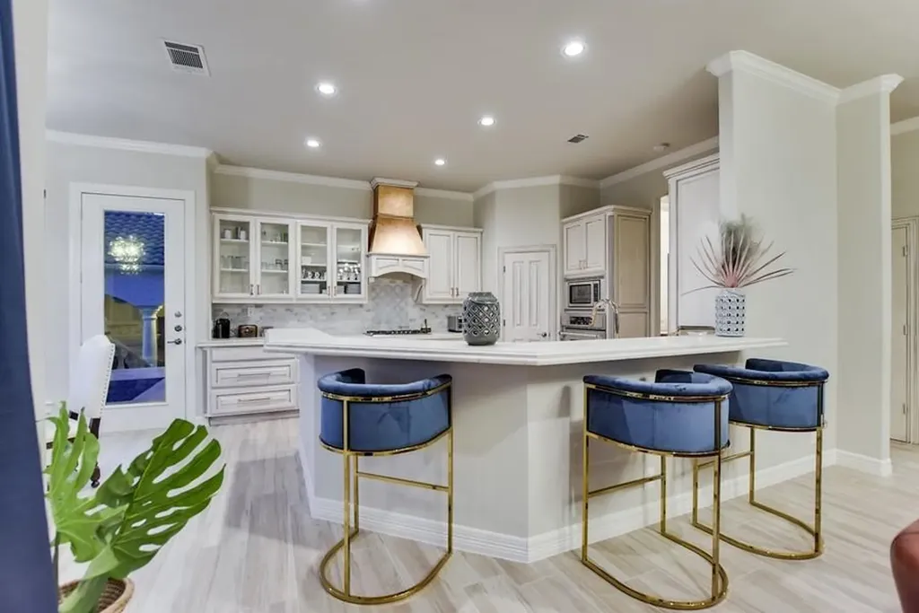 1517 Osprey Ridge Loop Lago Vista TX 78645