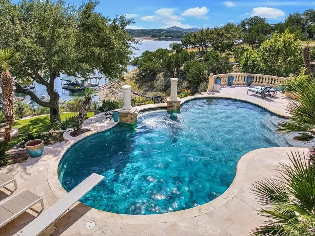 1517 Osprey Ridge Loop Lago Vista TX 78645