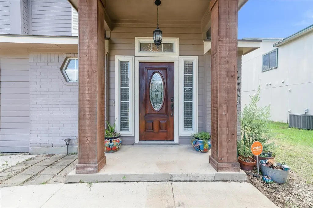 2601 Highcloud Drive Lockhart TX 78644
