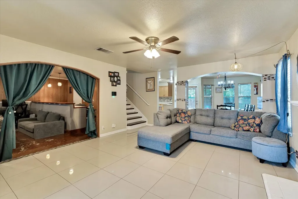 2601 Highcloud Drive Lockhart TX 78644