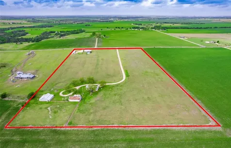 851 & 877 County Road 455 Coupland TX 78615