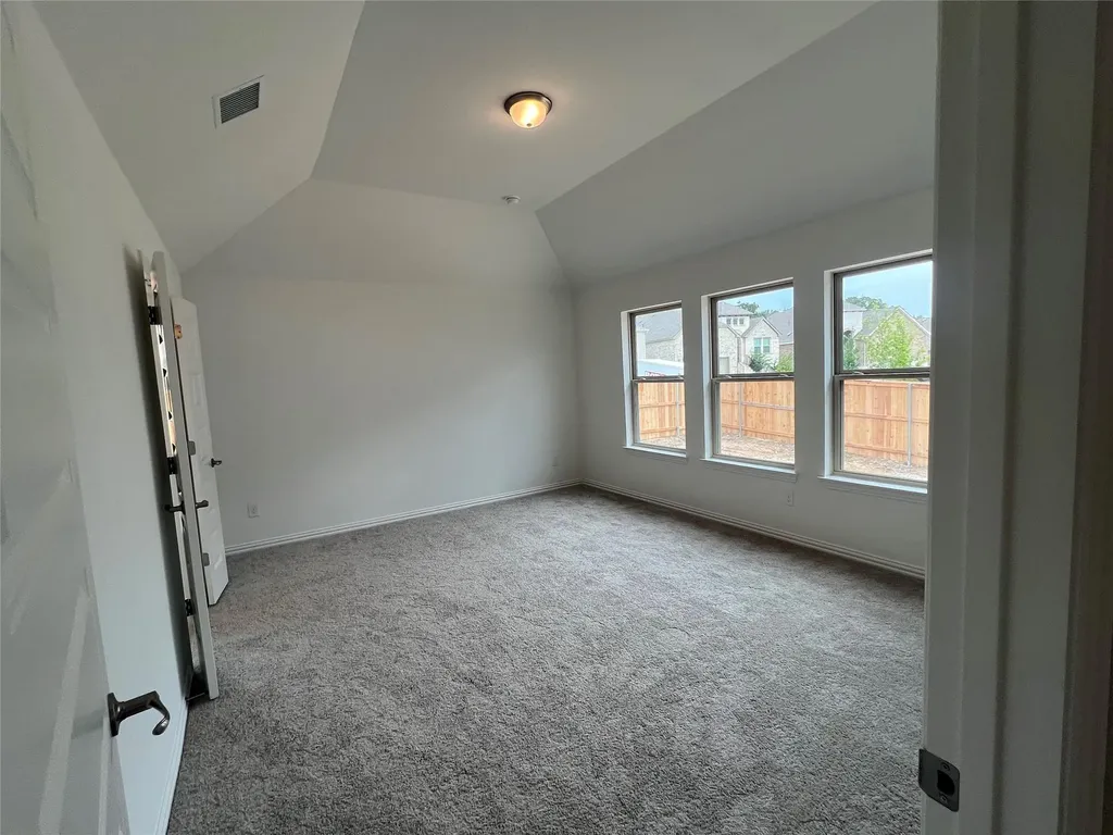 276 Du Bois Lane Kyle TX 78640