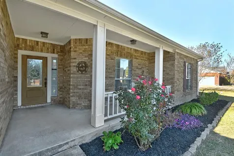 119 Brazos Drive Hutto TX 78634