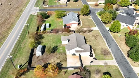 119 Brazos Drive Hutto TX 78634