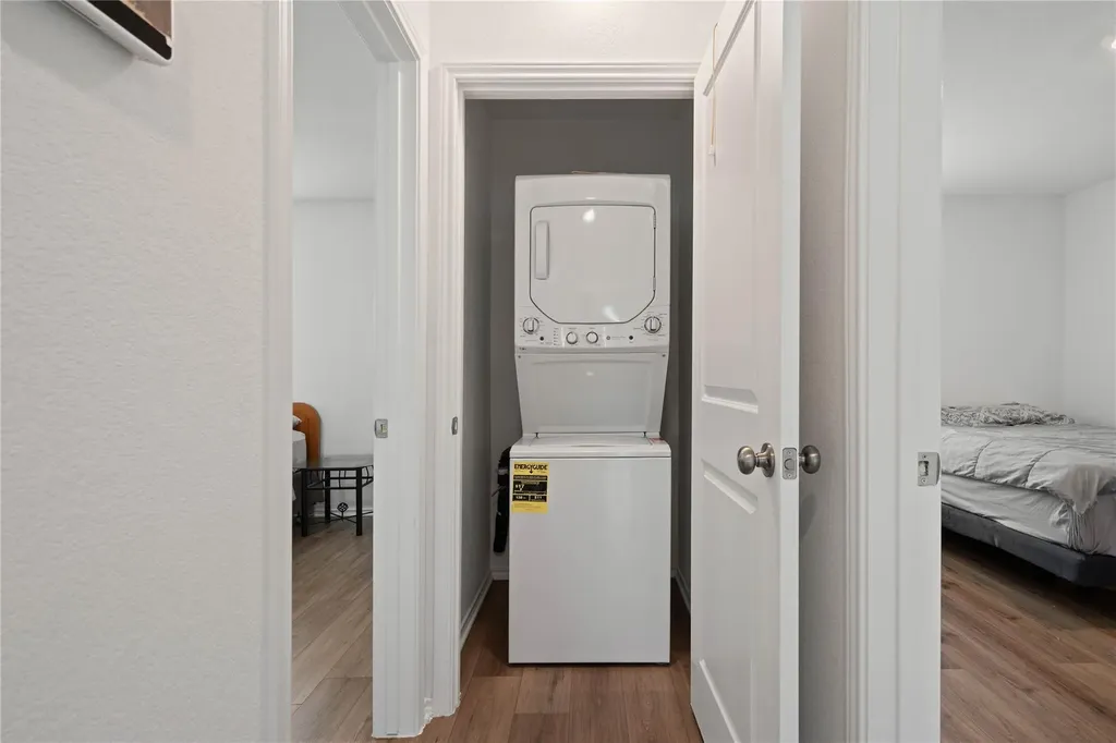 17813 Willacy Cove Elgin TX 78621