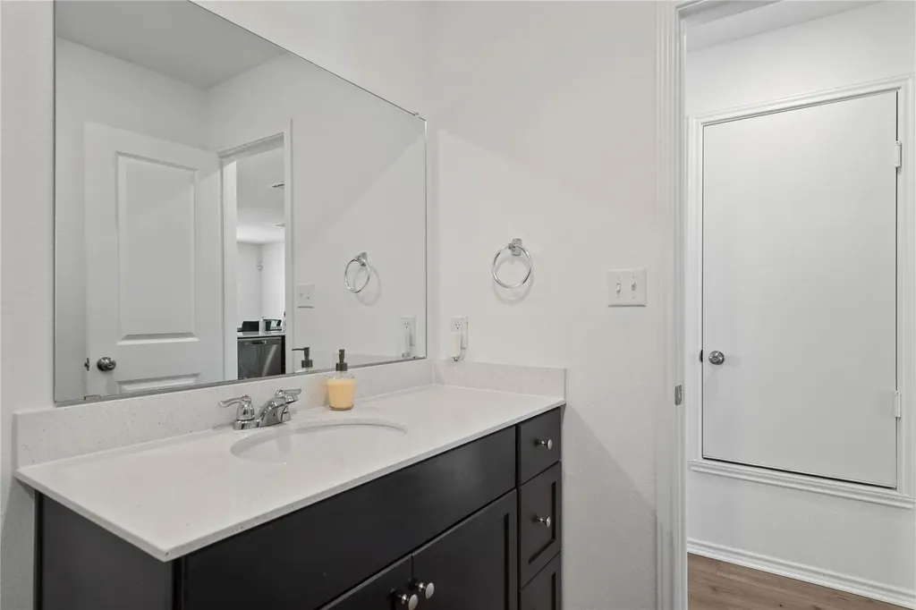 17813 Willacy Cove Elgin TX 78621
