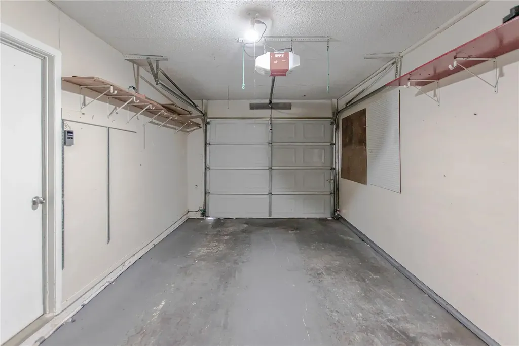 2005 Matthews Lane Austin TX 78745